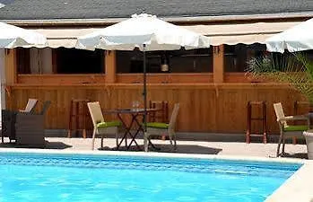 Et Les Clarines Hotel